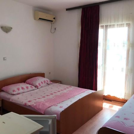 Rooms Ajllin Ulcinj Exterior foto